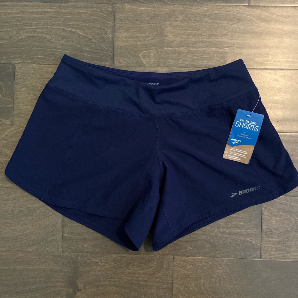 BRAND NEW WITH TAGS brooks athletic shorts